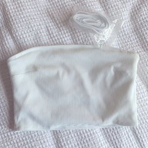 Ribbed strapless bikini top